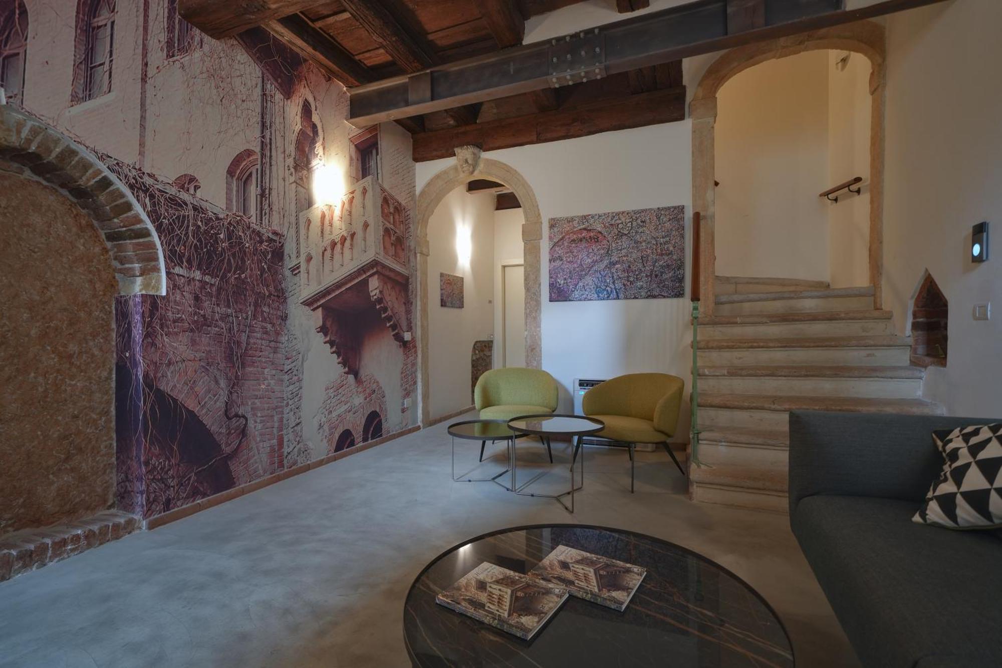 Palazzo Di Giulietta - Juliet'S Palace Verona Exteriör bild