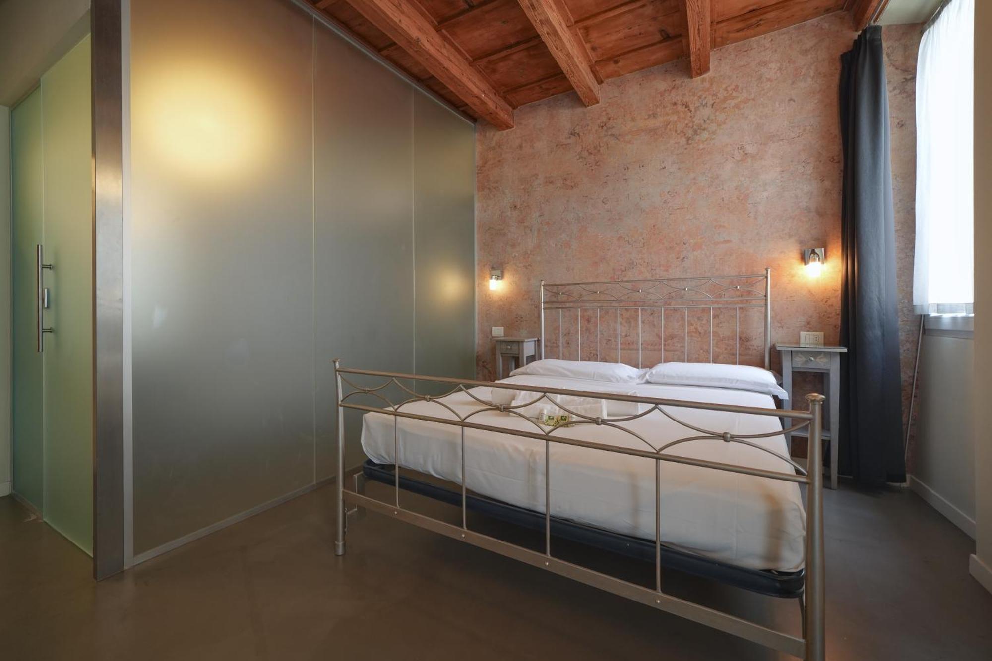 Palazzo Di Giulietta - Juliet'S Palace Verona Exteriör bild