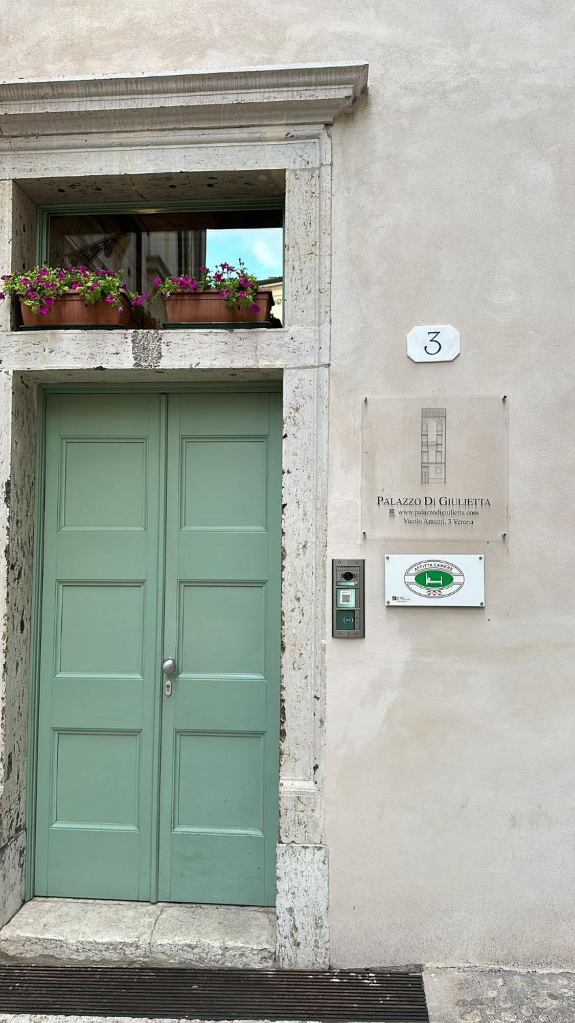 Palazzo Di Giulietta - Juliet'S Palace Verona Exteriör bild